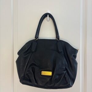Marc Jacobs Classic Q-Fran Black Pebble Leather Shoulder Bag